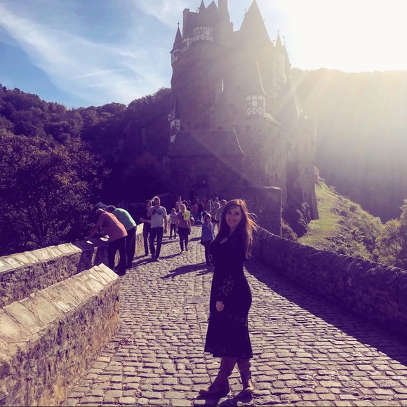 Meet your posher! - Picture 5 of 5